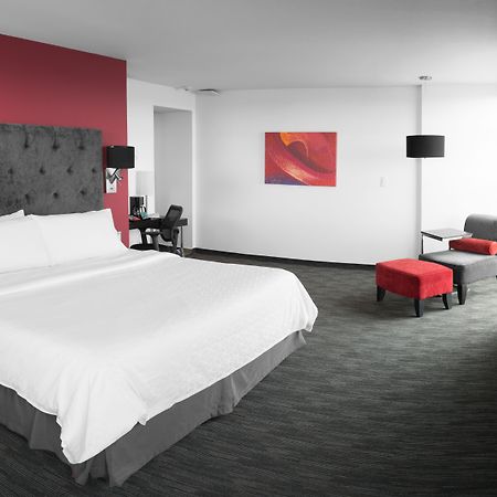Holiday Inn Express Toluca Galerias Metepec By Ihg Exterior photo