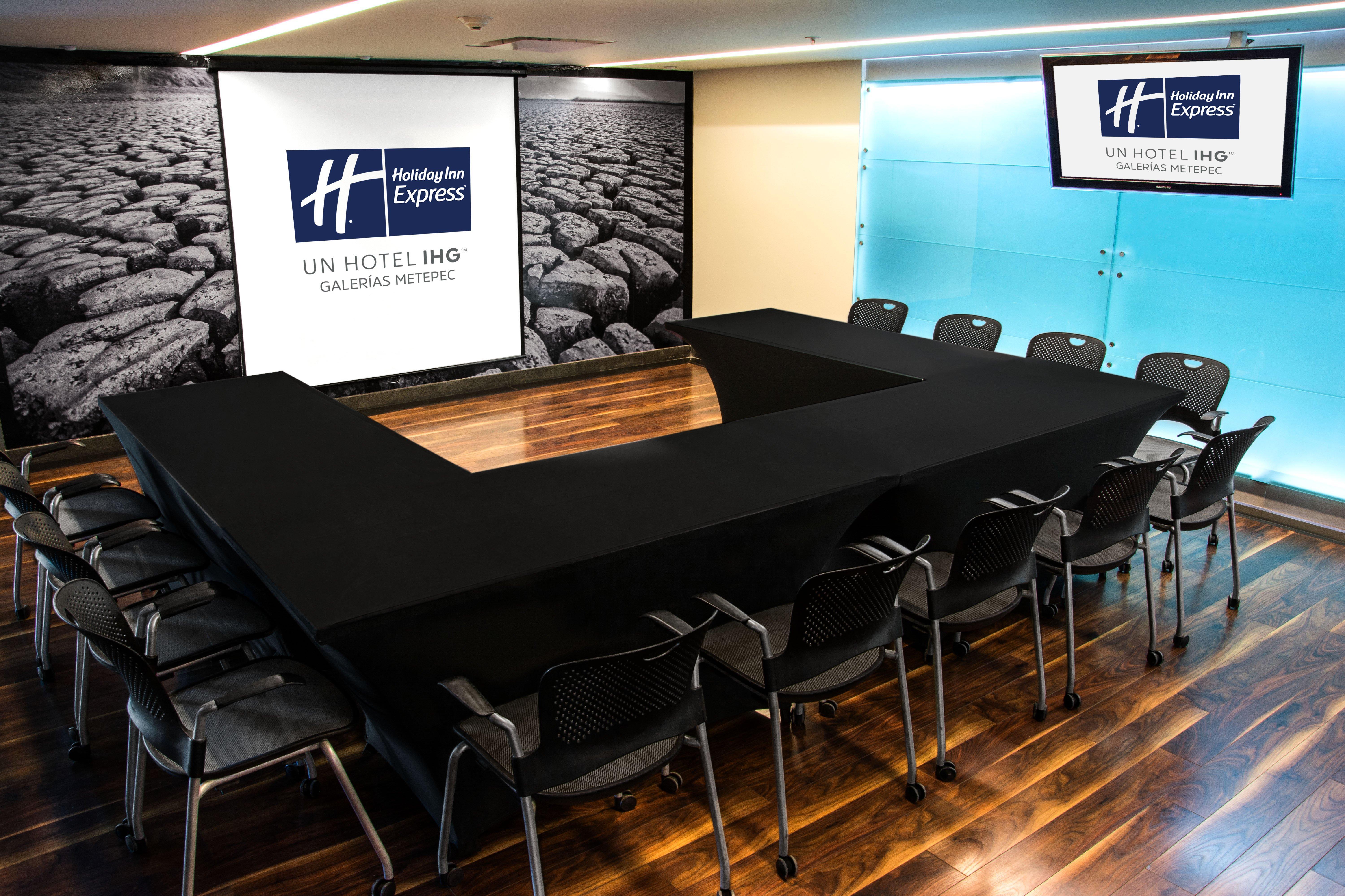 Holiday Inn Express Toluca Galerias Metepec By Ihg Exterior photo