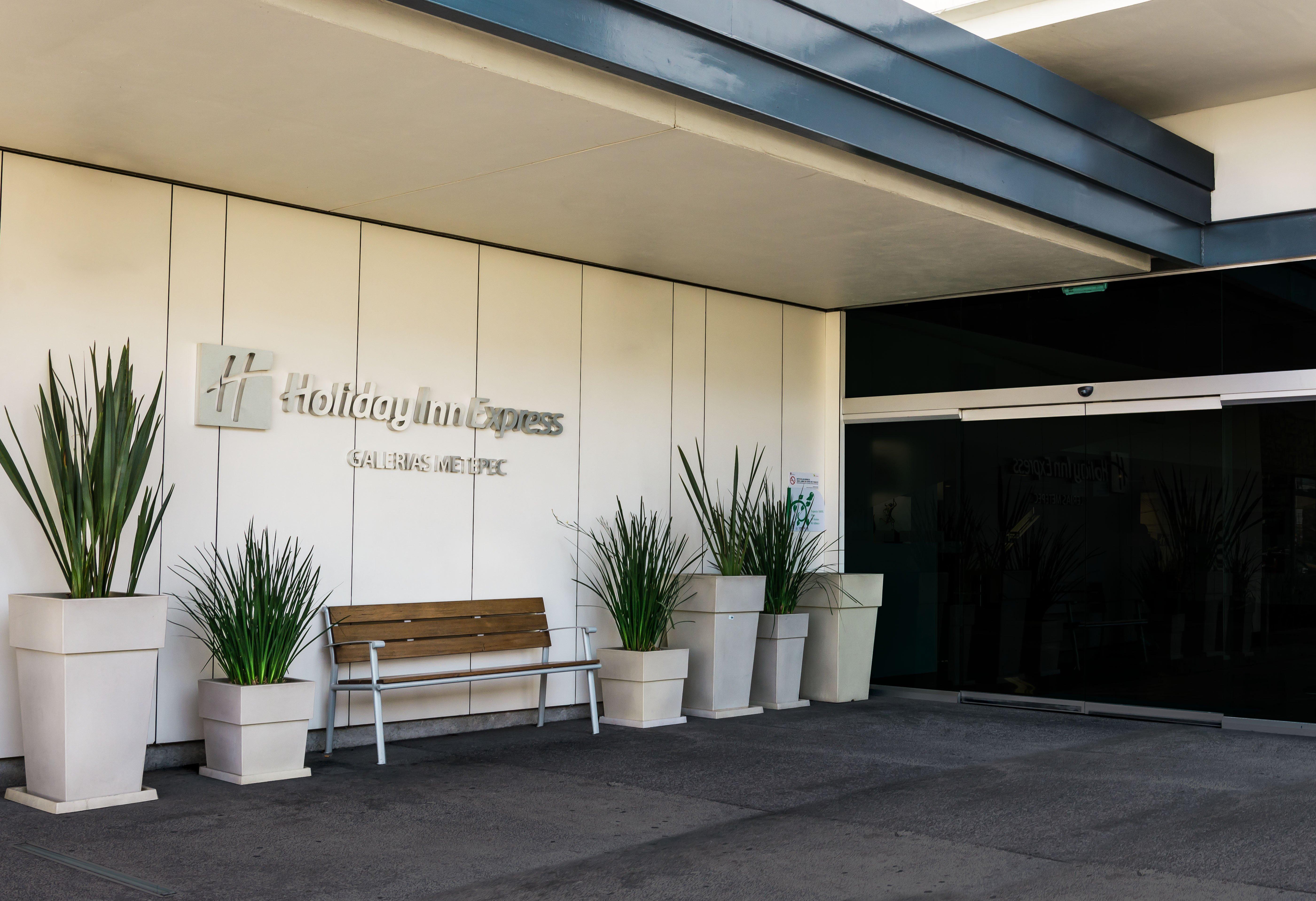Holiday Inn Express Toluca Galerias Metepec By Ihg Exterior photo